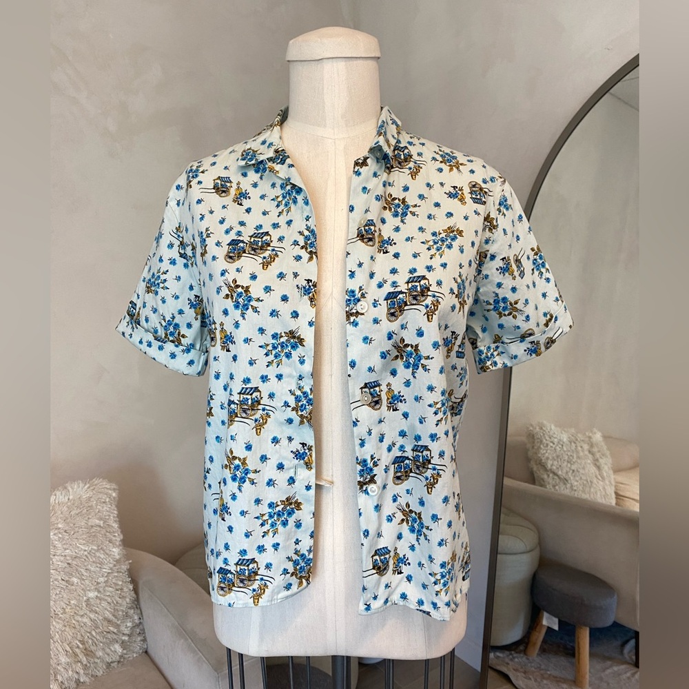 VINTAGE 1950S COTTON ASIAN PRINT BLUE AND YELLOW SHORT SLEEVE BUTTON DOWN